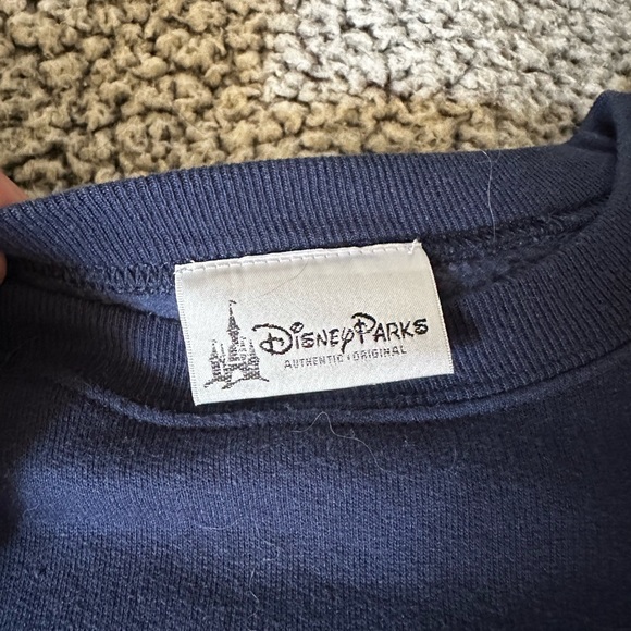 Disneyland crewneck sweater size Large - Picture 2 of 3